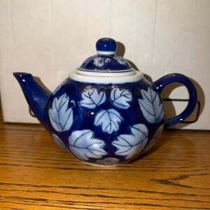 Blue and White Leaf Pattern Ceramic Teapot